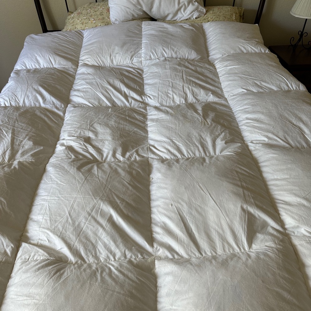 Down Mattress Topper, Queen Size
